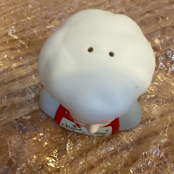 1994 vintage Barbie and ken salt and pepper shaker - Picture 5 of 13